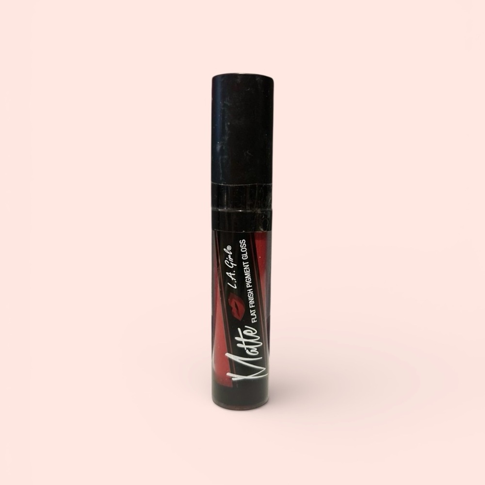 5️⃣LA Girl Matte Flat Finish Pigment Gloss | Frisky Or 5 For 25